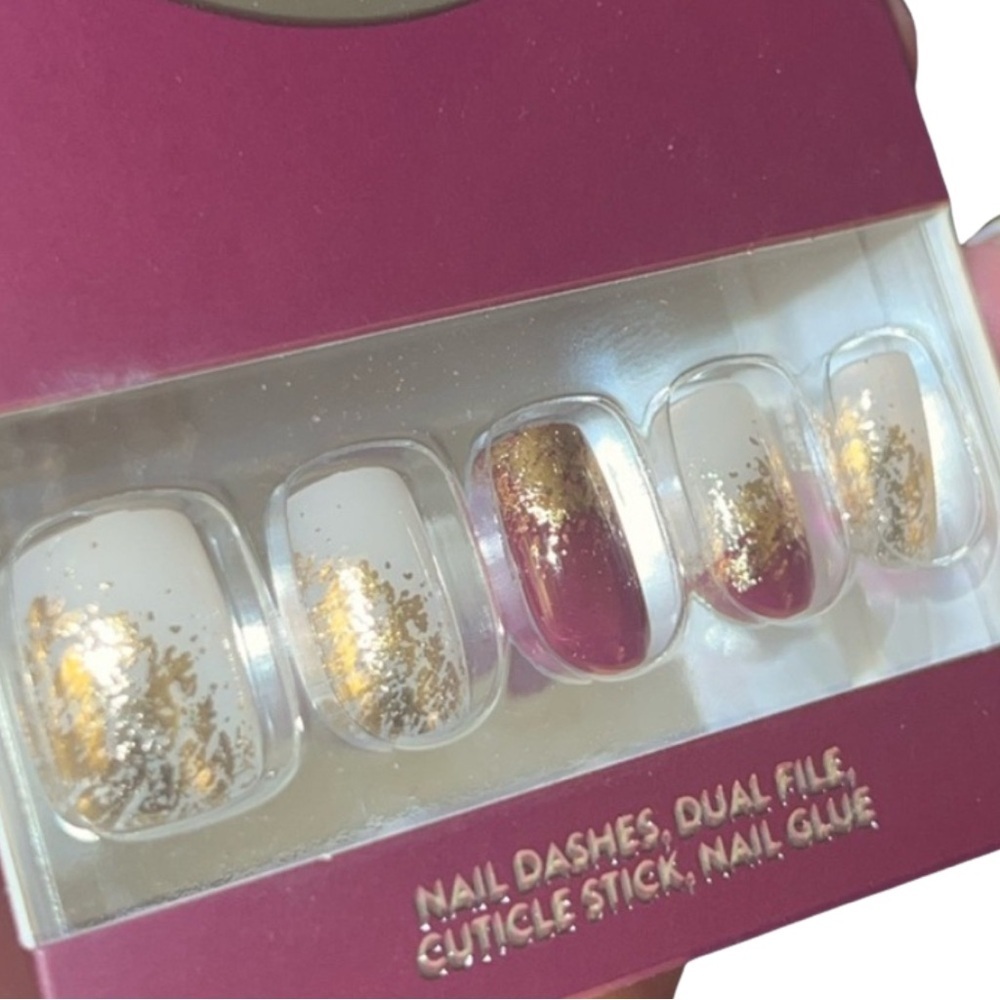 ✨ Red Aspen Acrylic Nail Dashes – “Glimmering Gena” – NEW in Box ✨
